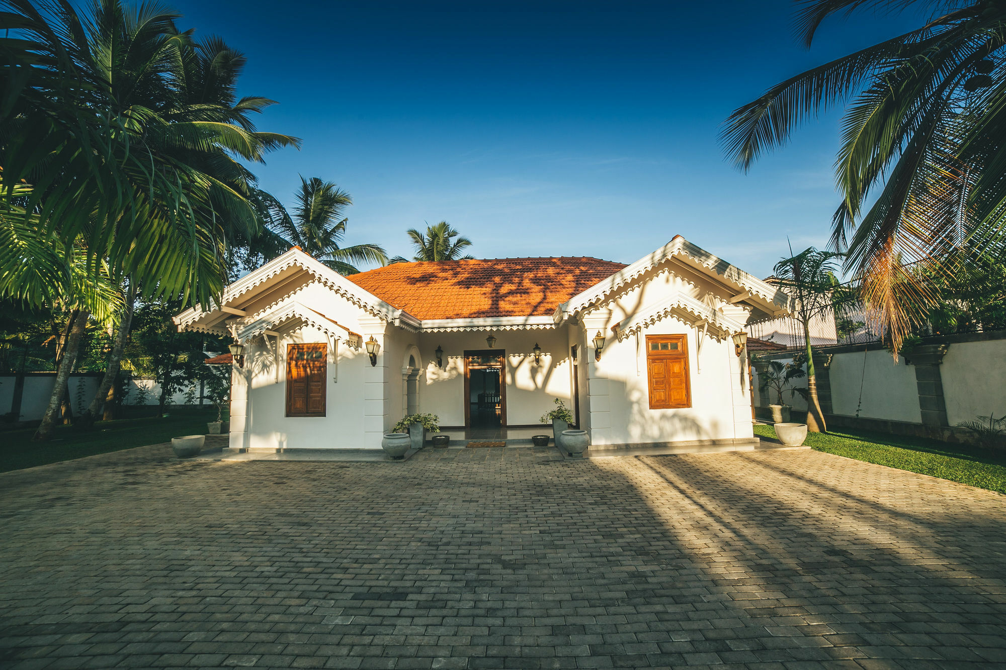 אונה ואטונה Sisikirana Villa מראה חיצוני תמונה