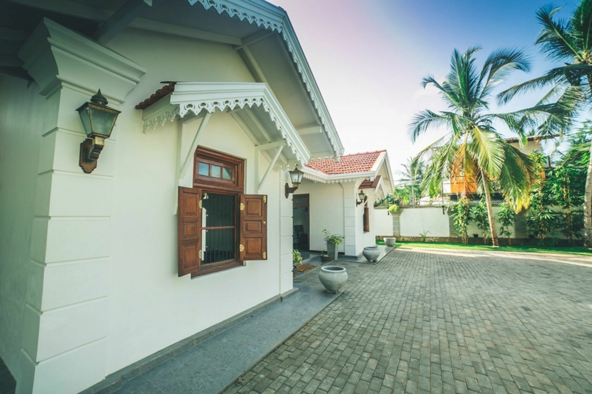 אונה ואטונה Sisikirana Villa מראה חיצוני תמונה