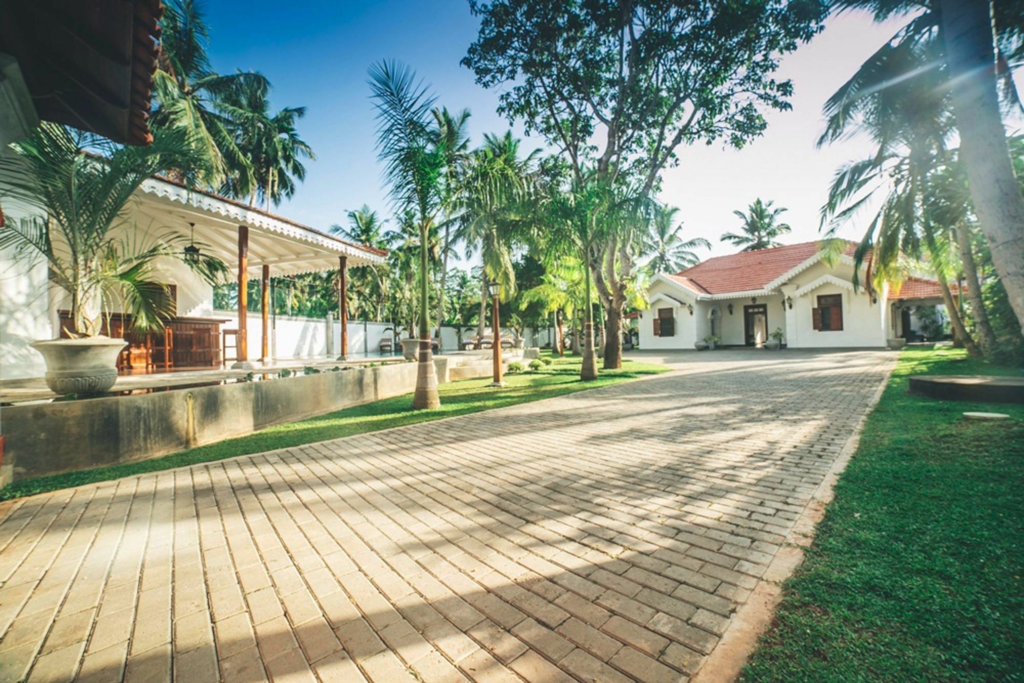 אונה ואטונה Sisikirana Villa מראה חיצוני תמונה