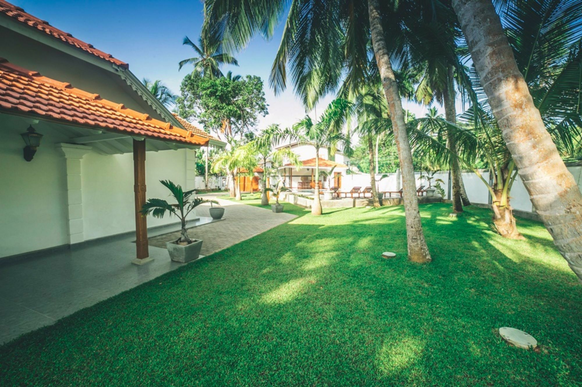 אונה ואטונה Sisikirana Villa מראה חיצוני תמונה