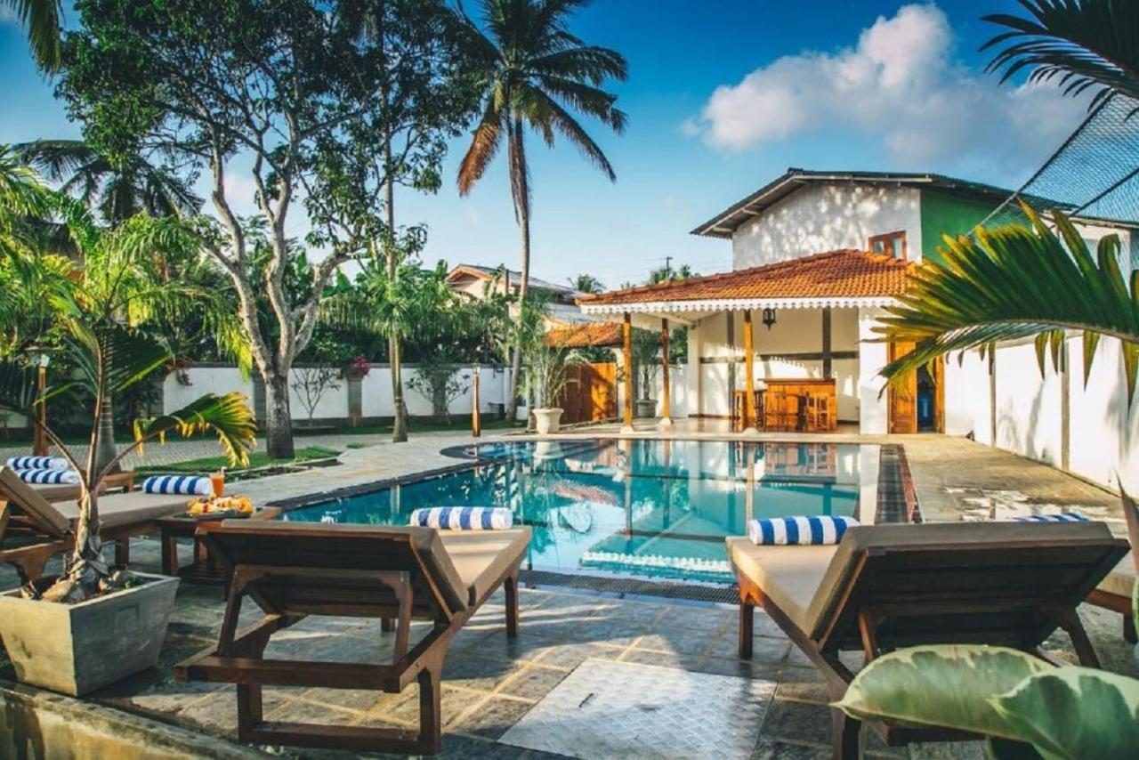 אונה ואטונה Sisikirana Villa מראה חיצוני תמונה